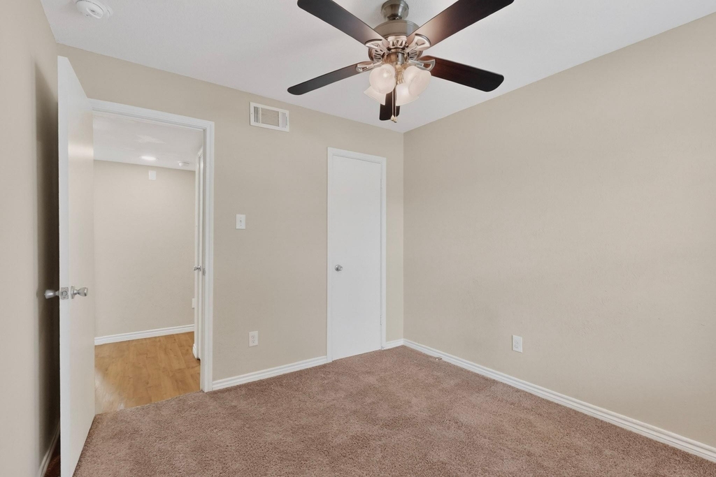12711 Rampart St - Photo 25