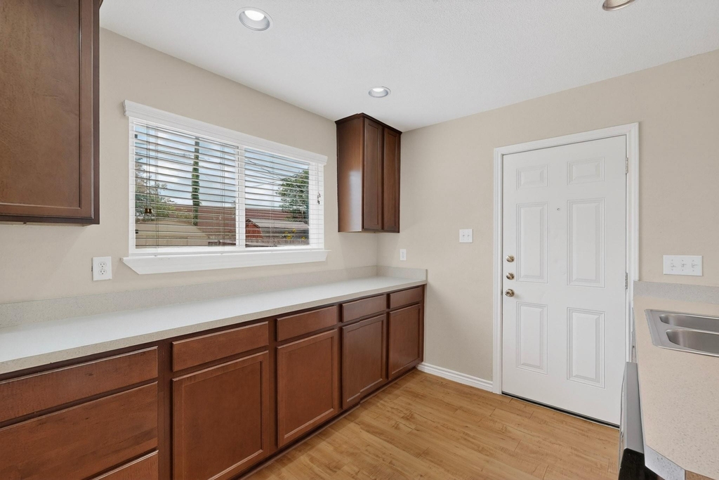 12711 Rampart St - Photo 15