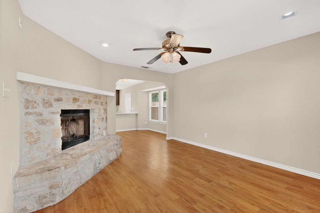 12711 Rampart St - Photo 8