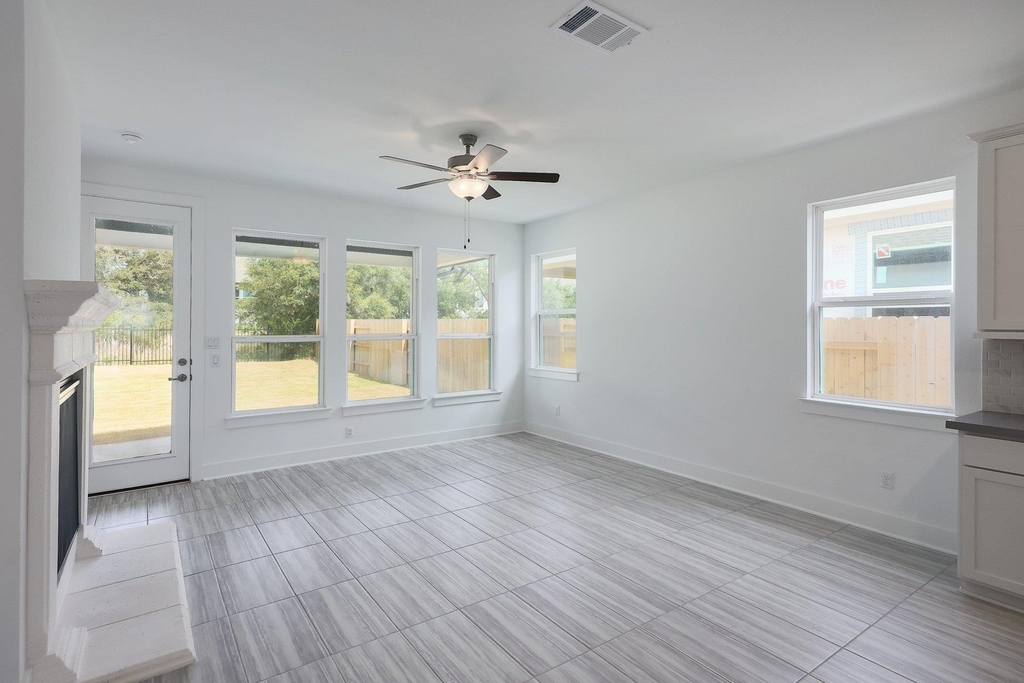 182 Yarbrough Dr - Photo 4