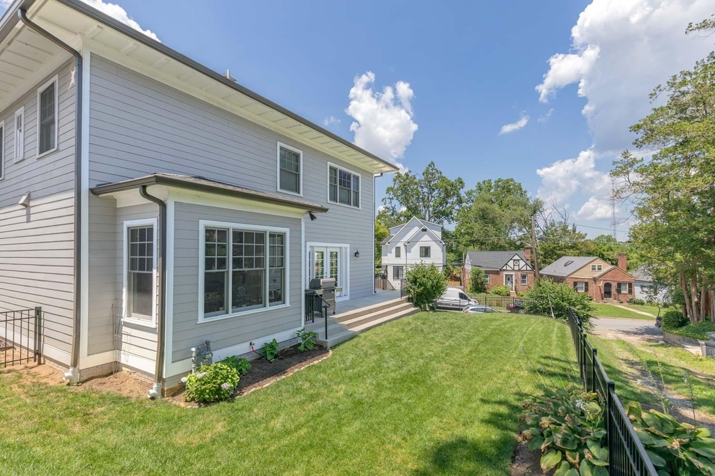 4917 Bayard Boulevard - Photo 7