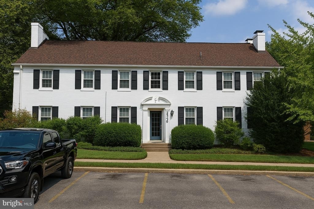 2213 Washington Avenue - Photo 0