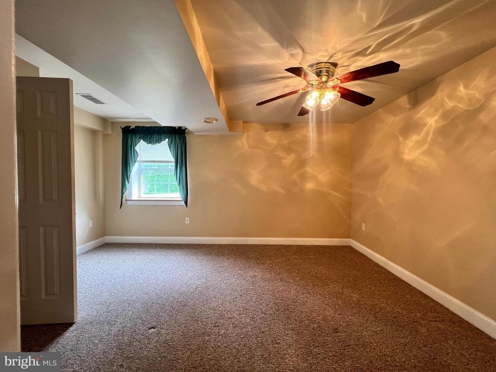 10319 Harmony Road - Photo 20