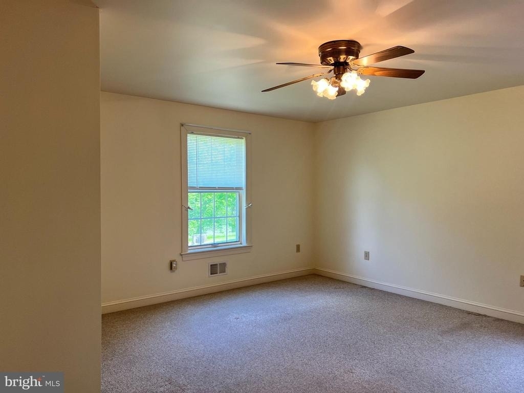 10319 Harmony Road - Photo 16