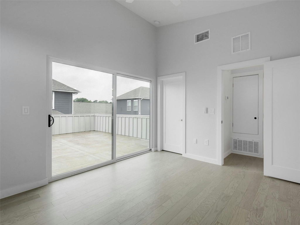 313 Blackson Ave - Photo 9
