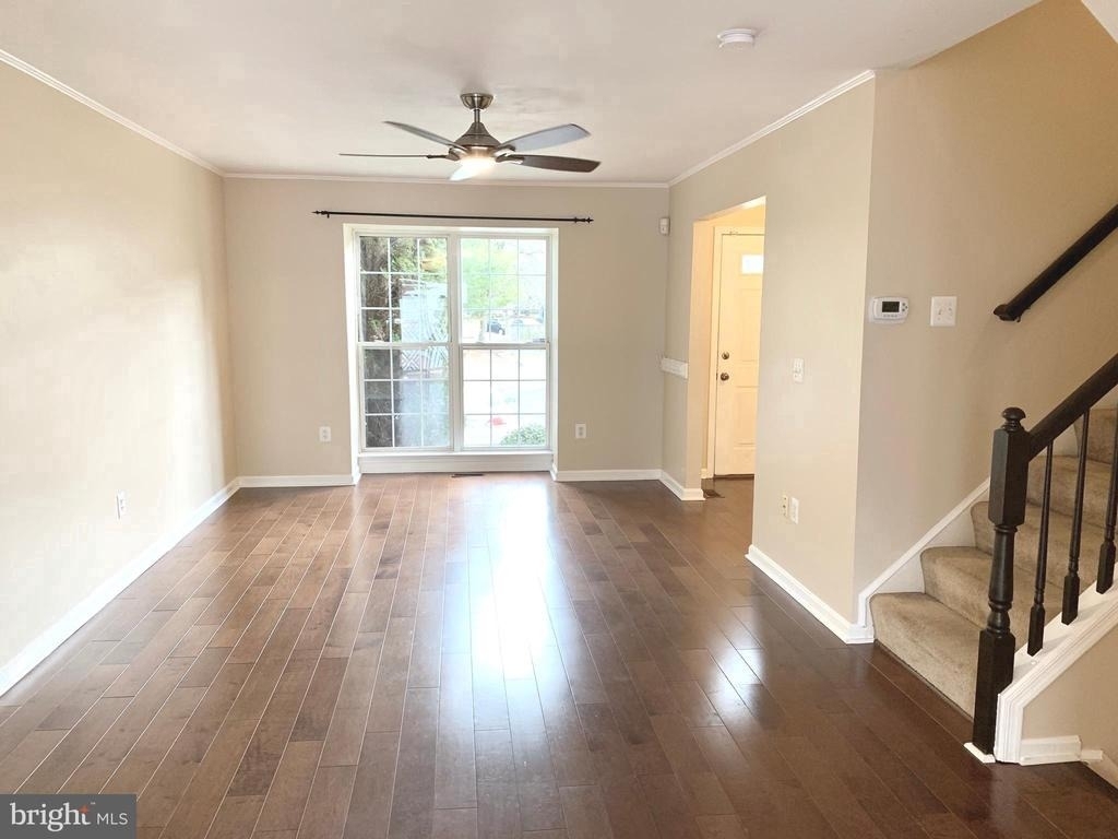 4 Putman Court - Photo 3