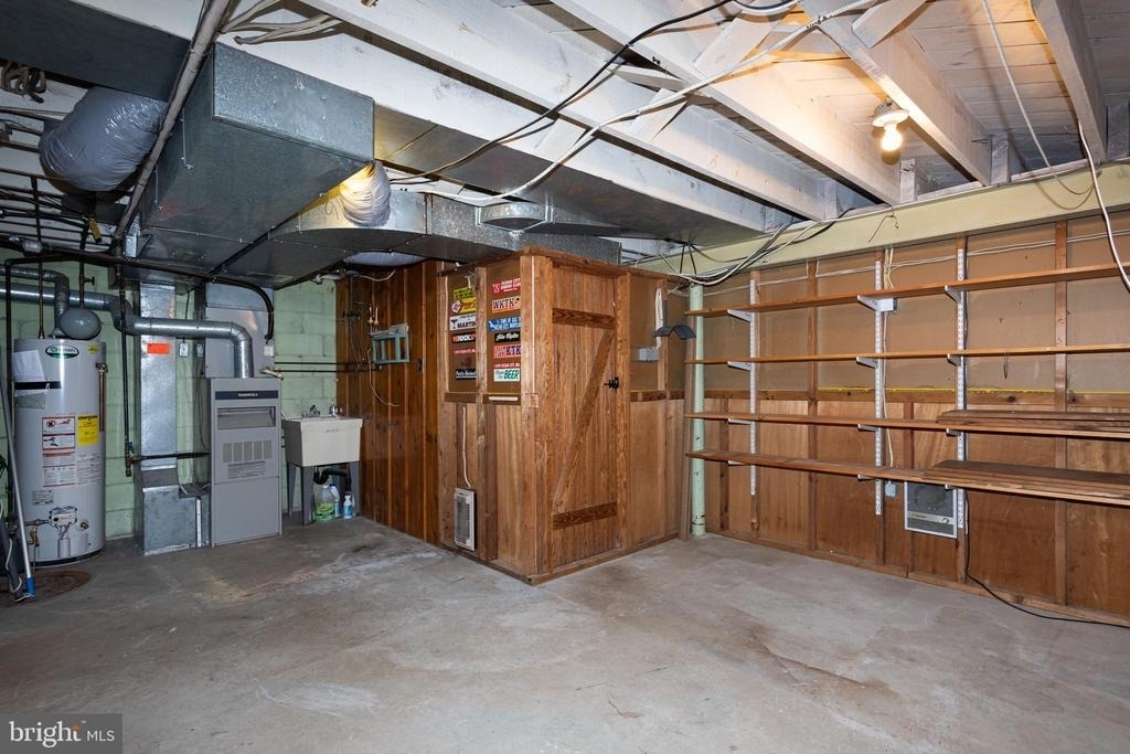 8426 Pleasant Plains - Photo 21