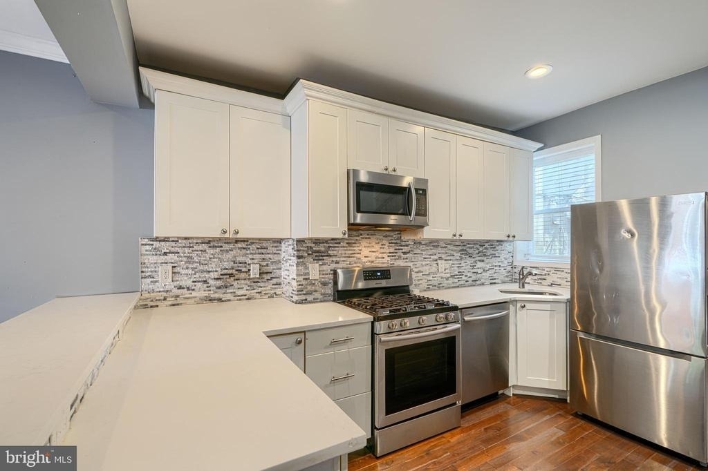 1106 Battery Avenue - Photo 5