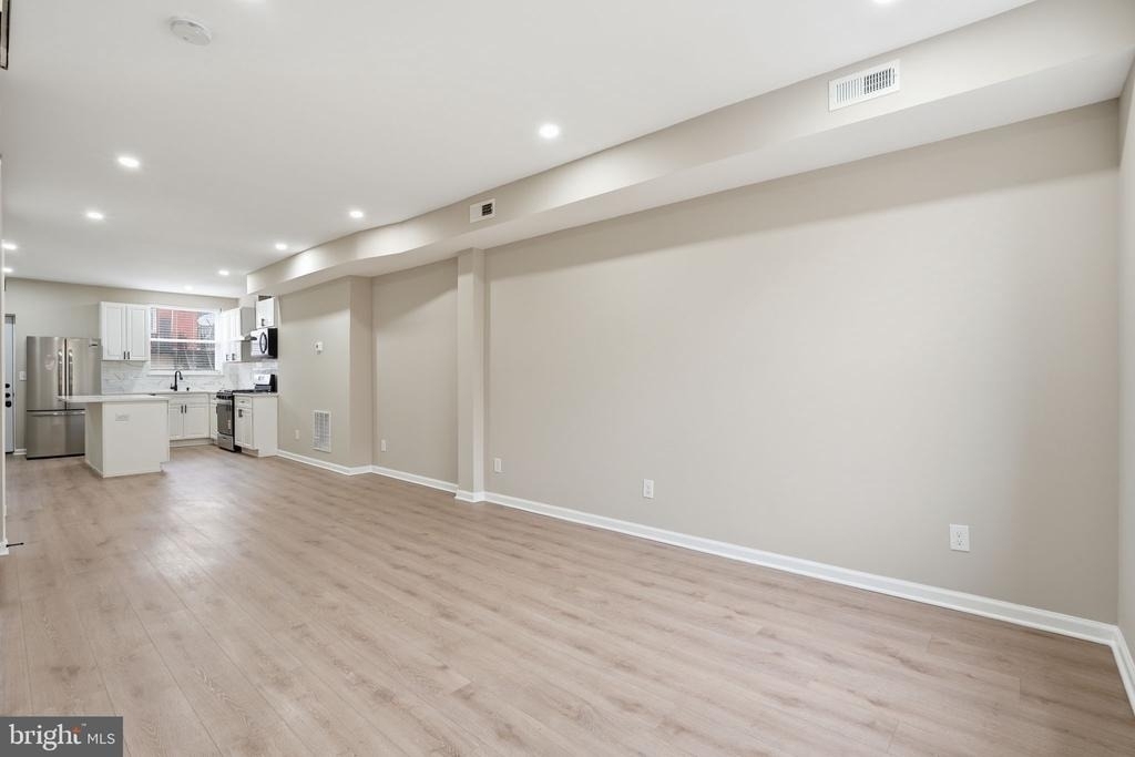2710 Mura Street - Photo 5