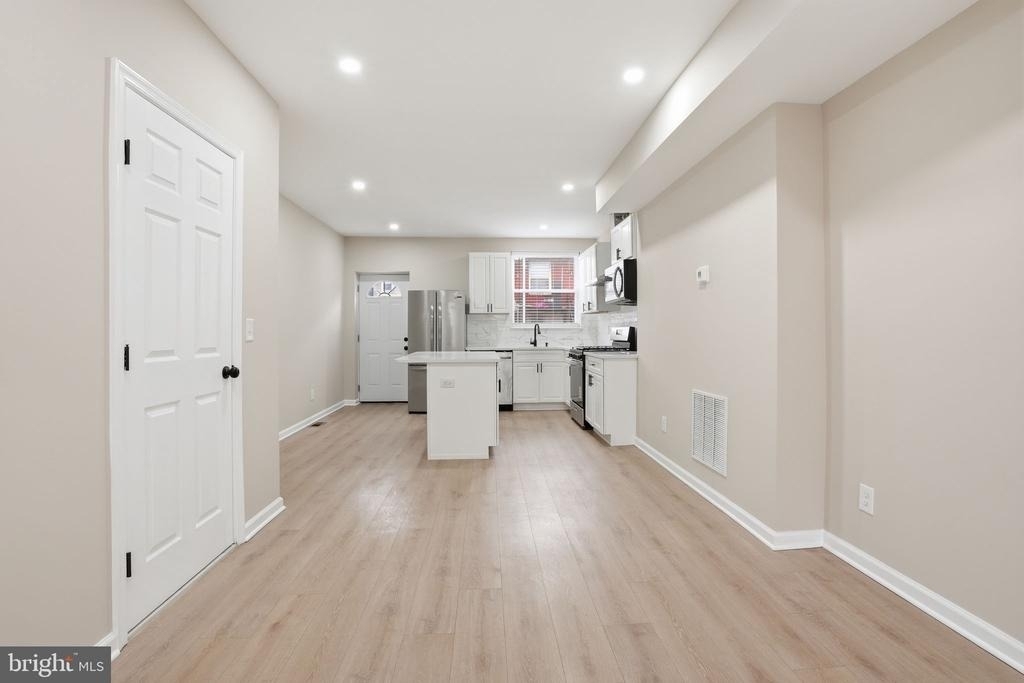 2710 Mura Street - Photo 7