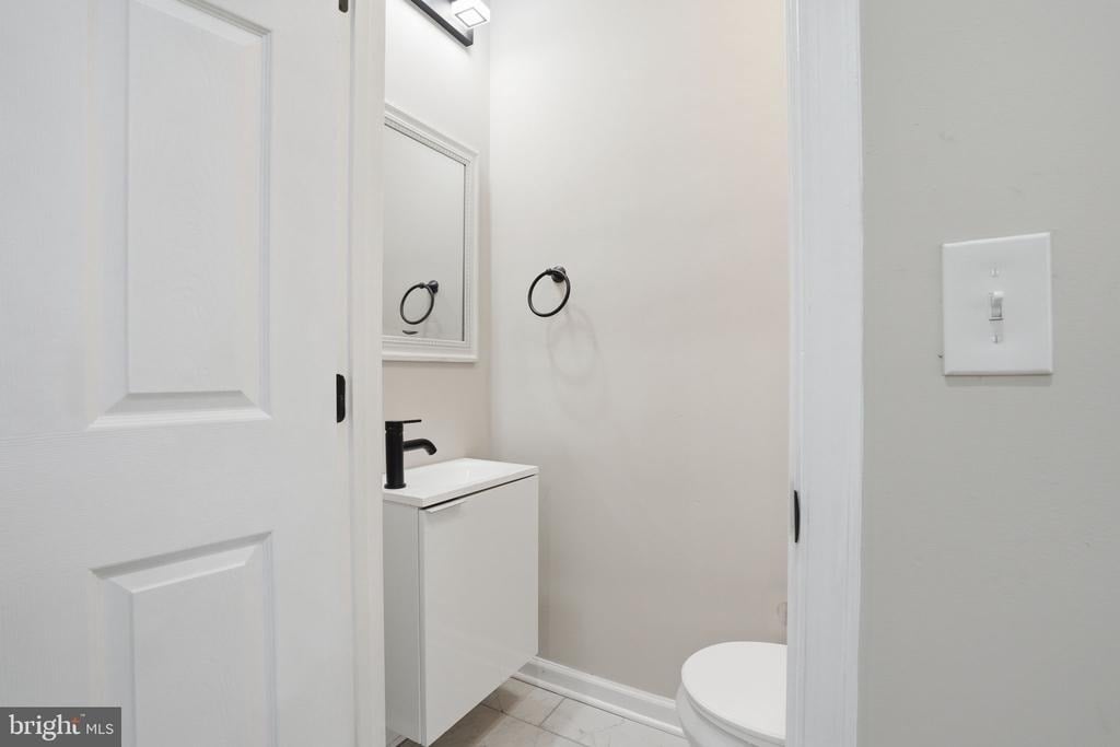 2710 Mura Street - Photo 14