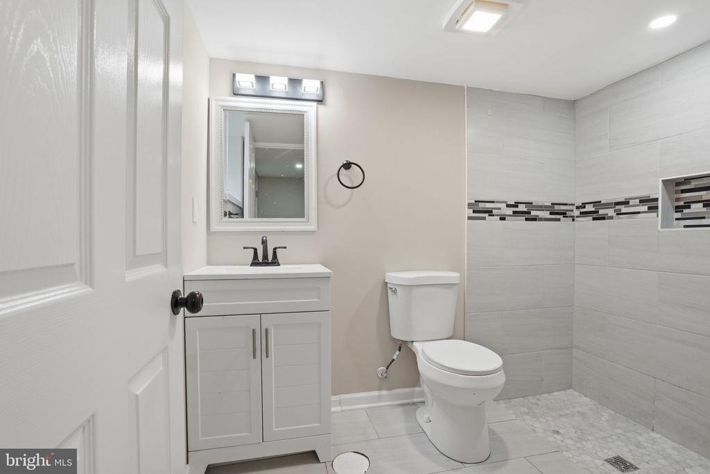 2710 Mura Street - Photo 28