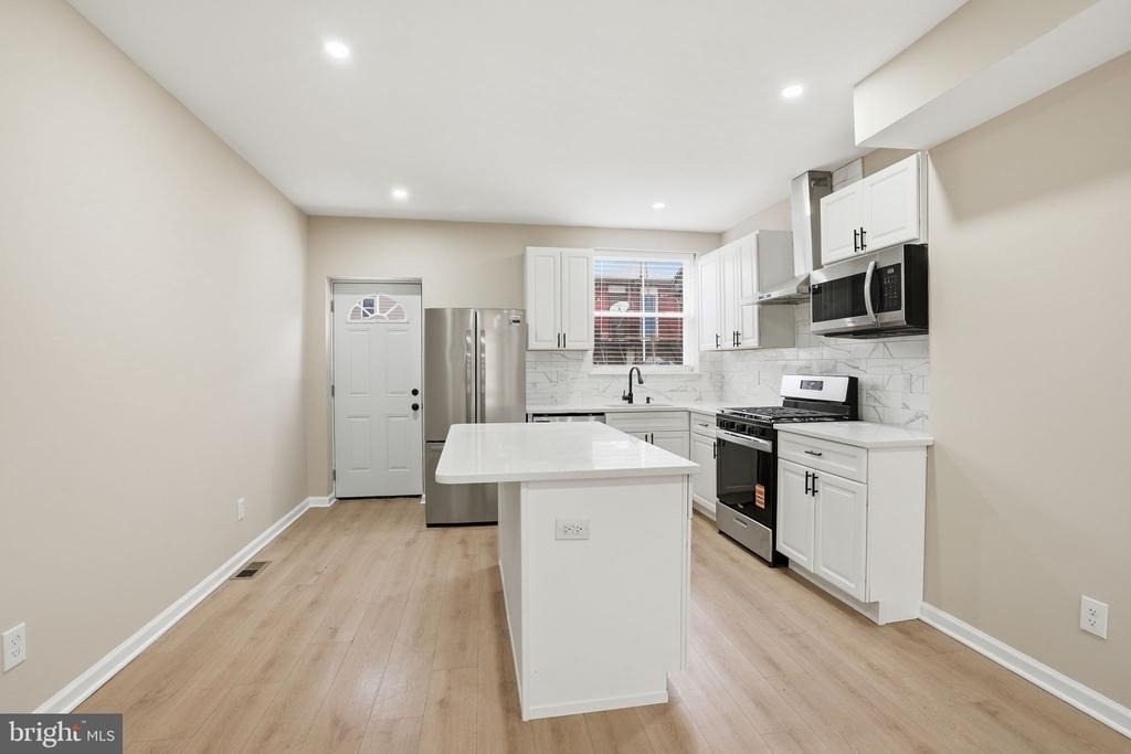 2710 Mura Street - Photo 8