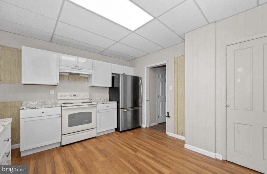 118 Independence Street - Photo 3