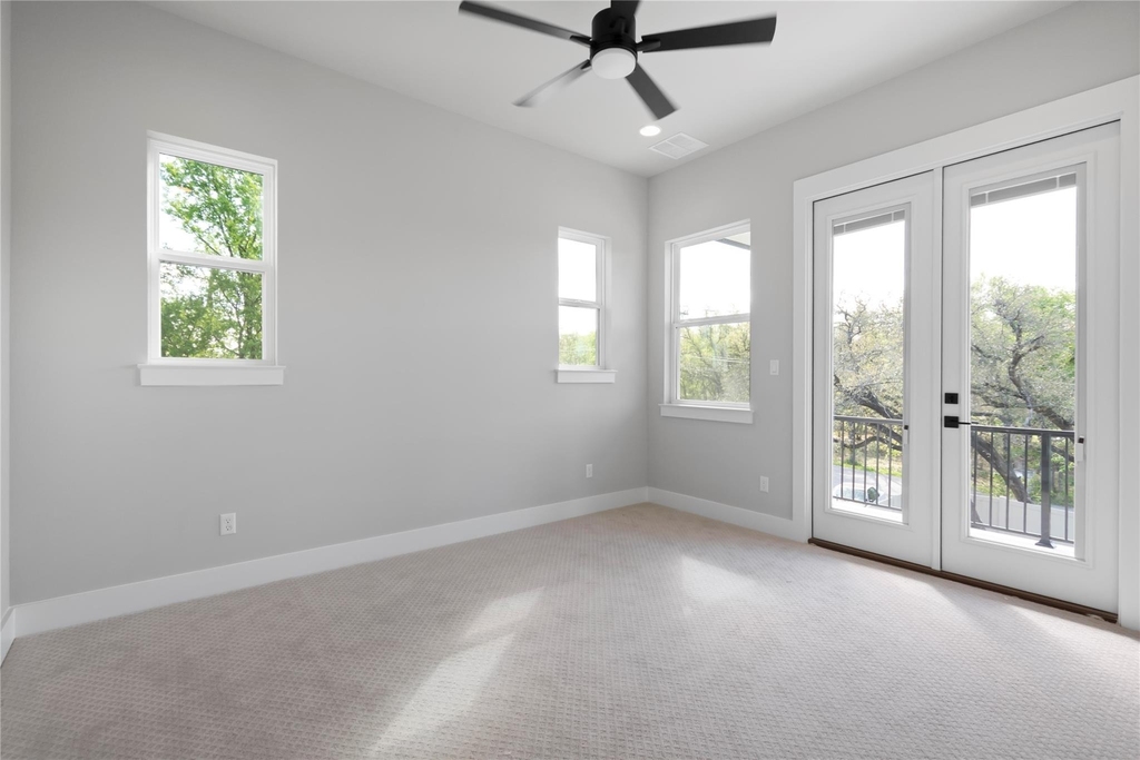 1205 Friends Cv - Photo 21