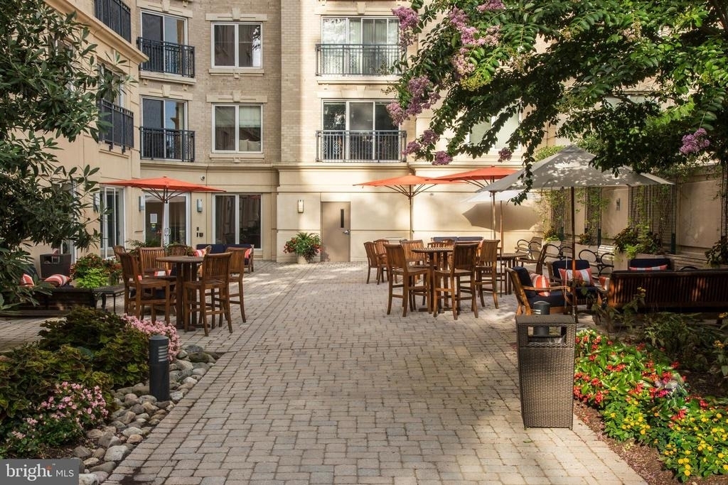 5 Park Place - Photo 27