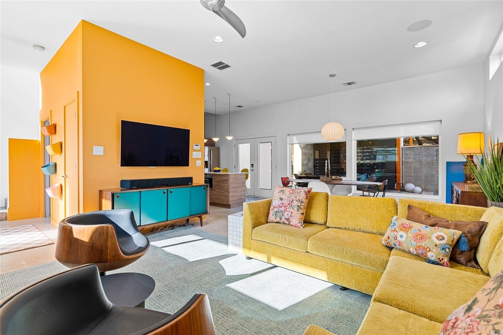 5900 Ventus St - Photo 3