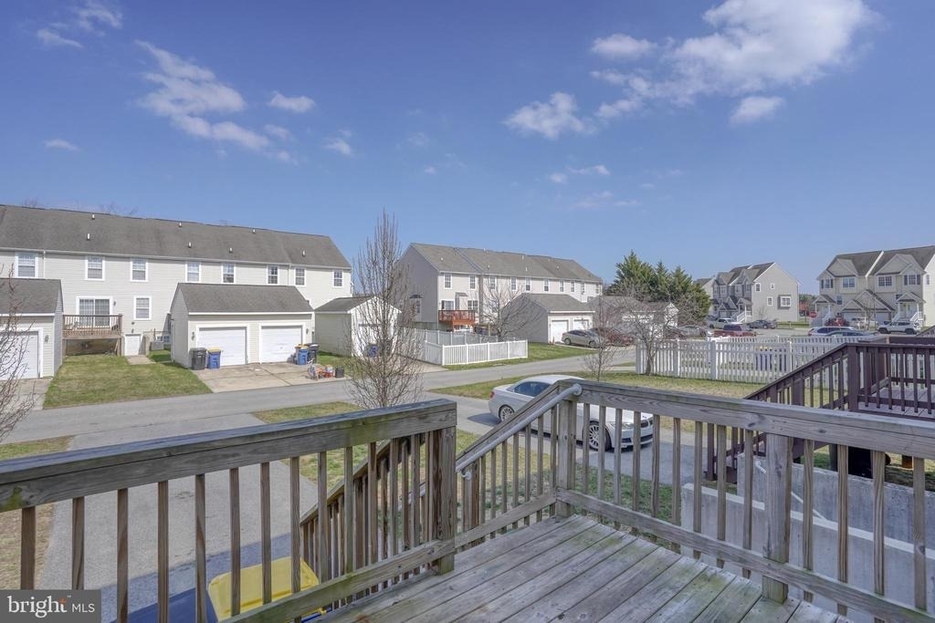 327 Tribbitt Street - Photo 11
