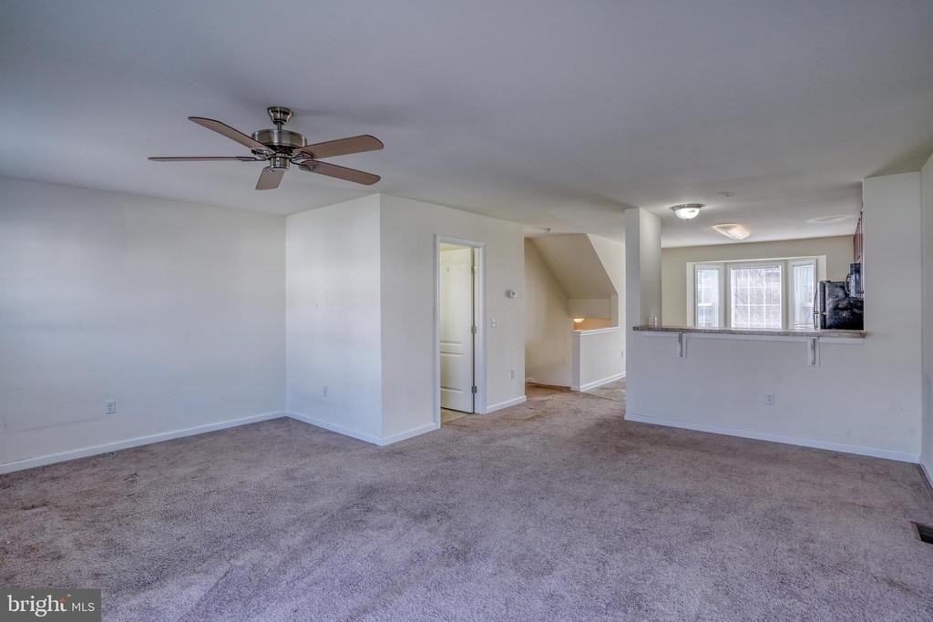 327 Tribbitt Street - Photo 7