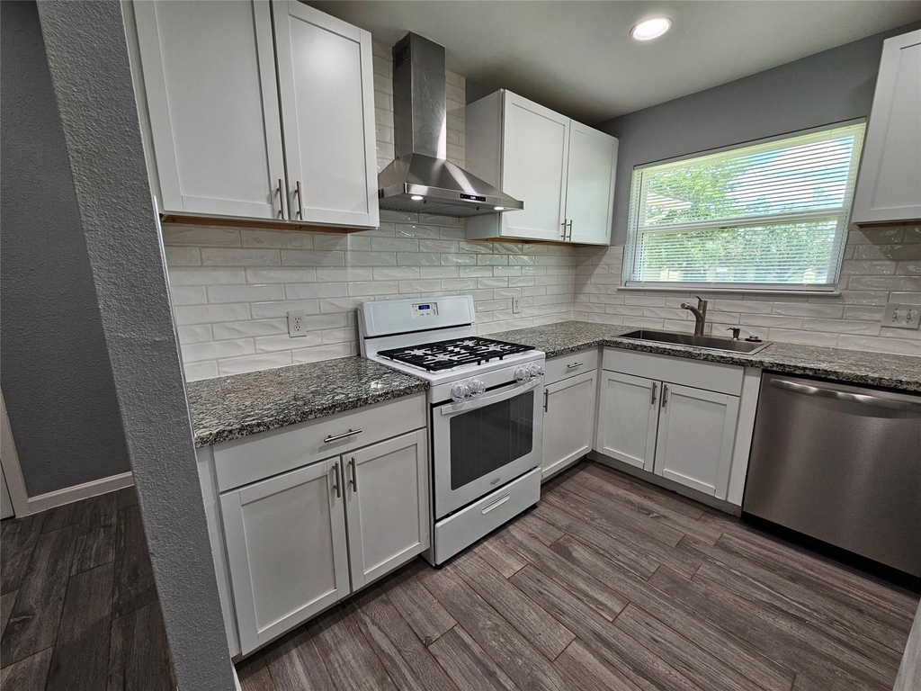 2603 Peach Tree Ln - Photo 9