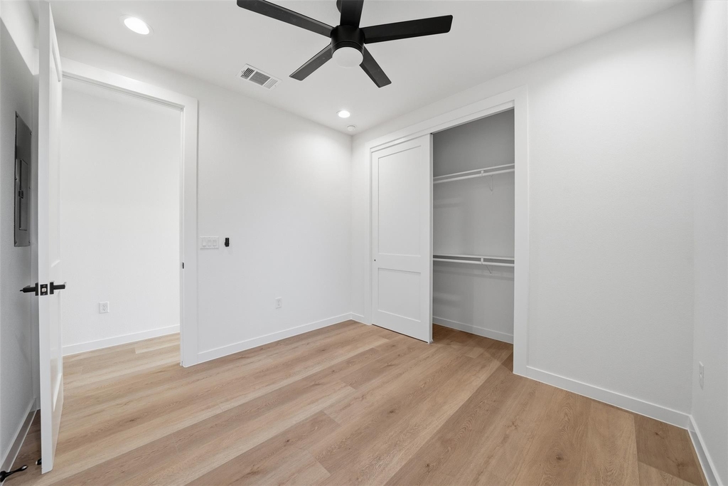 2212 Yellow Jacket Ln - Photo 14