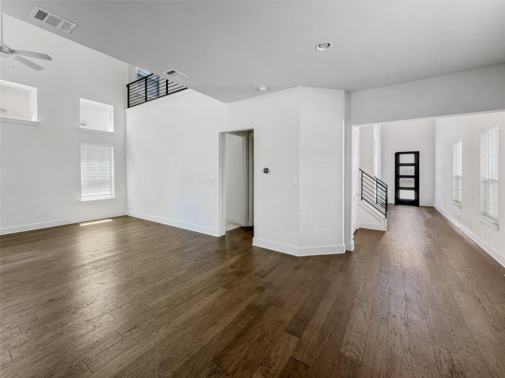1208 Westborough Ln - Photo 0