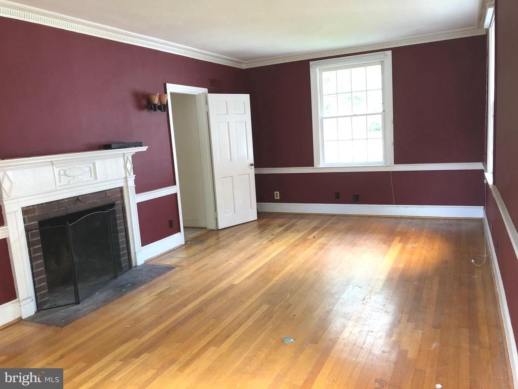 4843 Butterworth Place Nw - Photo 1