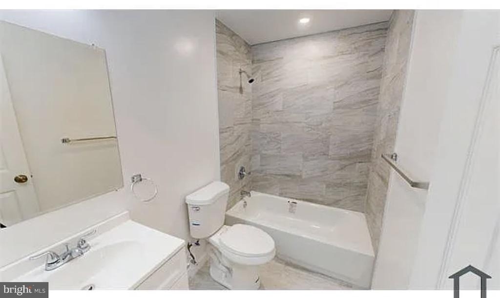 3228 Hiatt Place Nw - Photo 8
