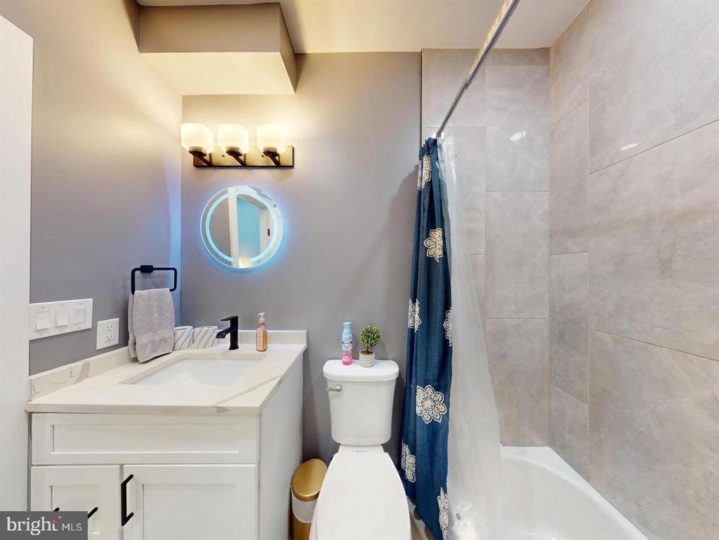 927 Kennedy Street Nw - Photo 3