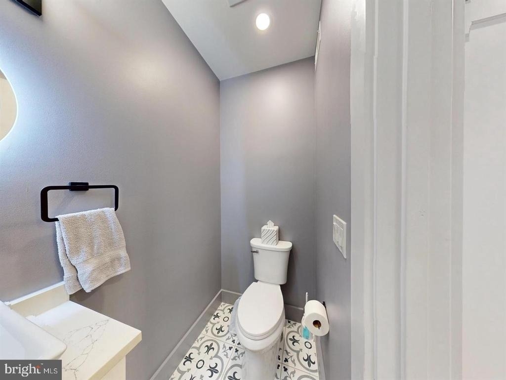 927 Kennedy Street Nw - Photo 5
