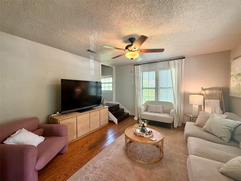 1609 W 11th St - Photo 28