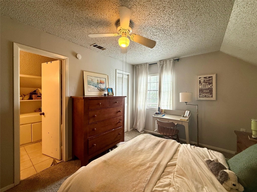 1609 W 11th St - Photo 31