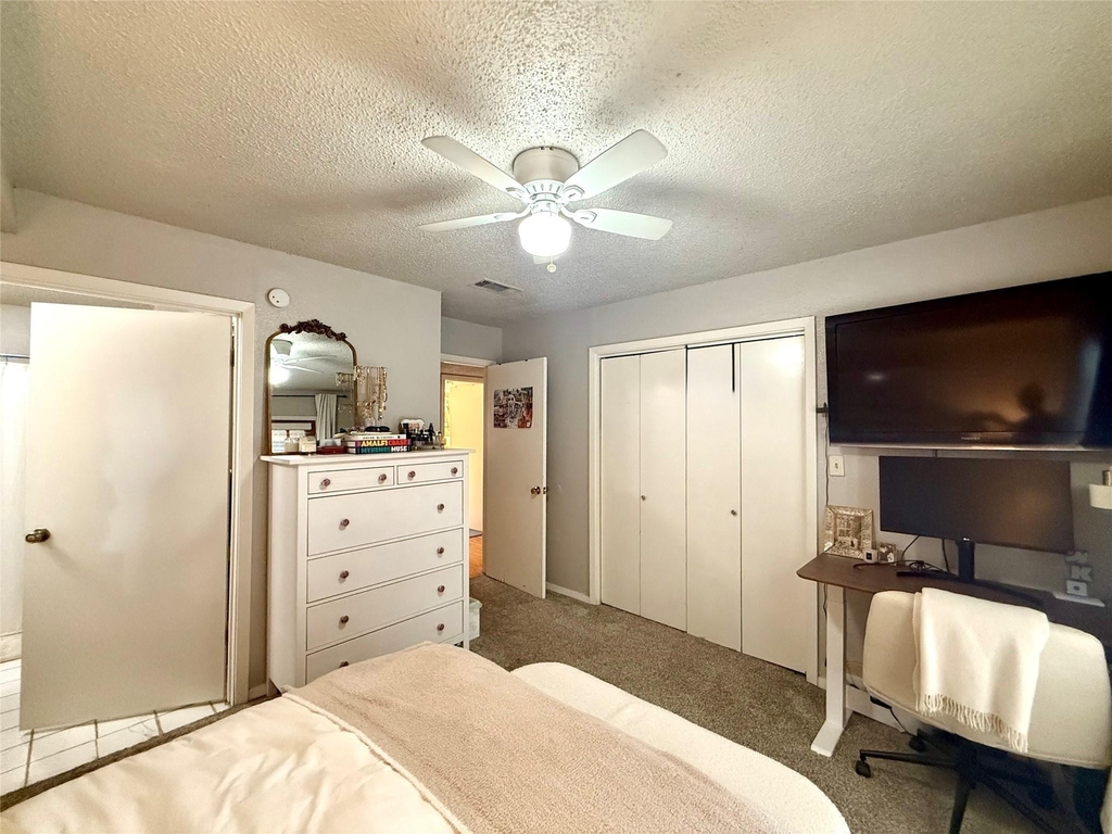 1609 W 11th St - Photo 22