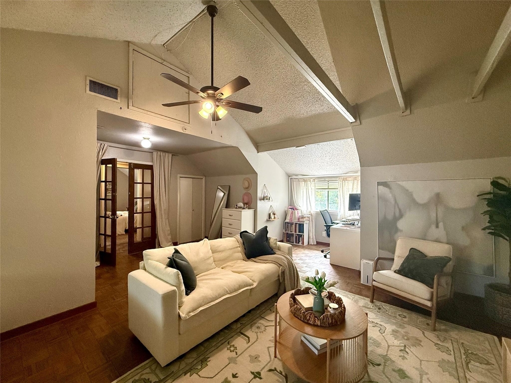 1609 W 11th St - Photo 36