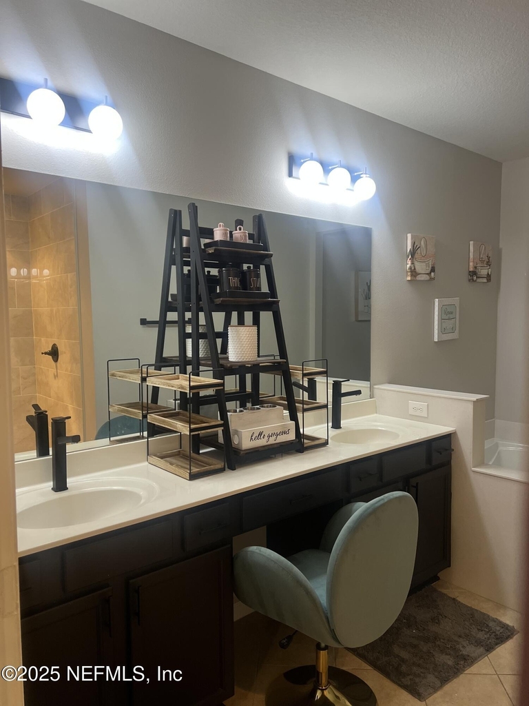 14163 Mahogany Avenue - Photo 26