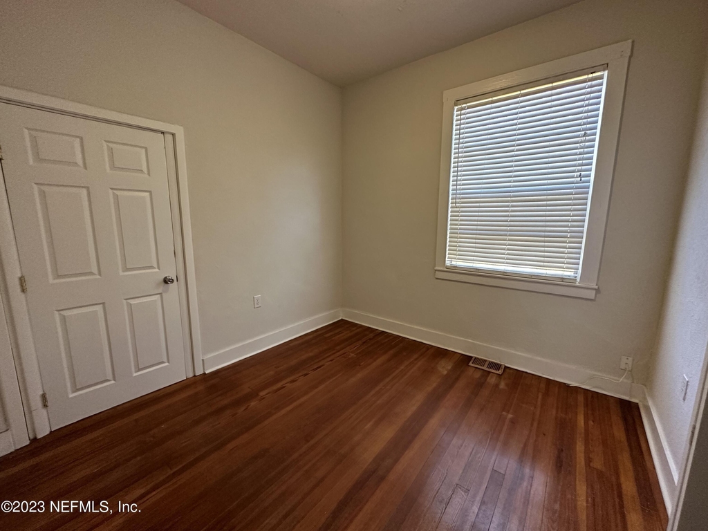 1824 Perry Place - Photo 12
