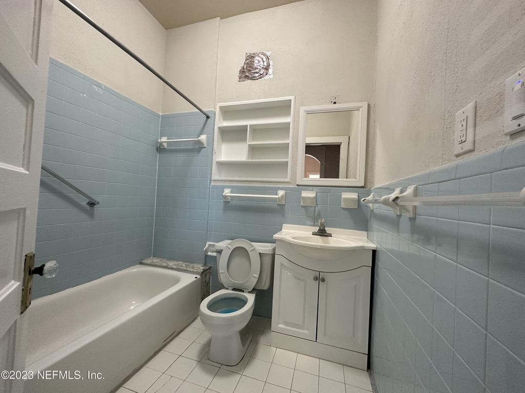 1824 Perry Place - Photo 18