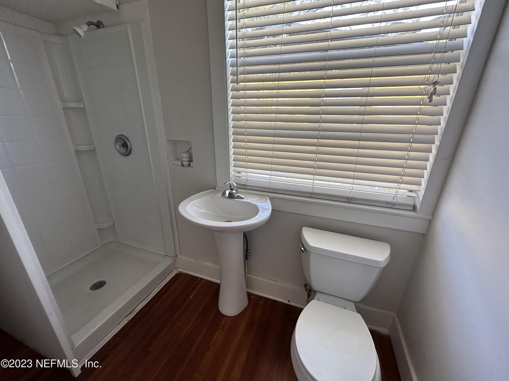 1824 Perry Place - Photo 11