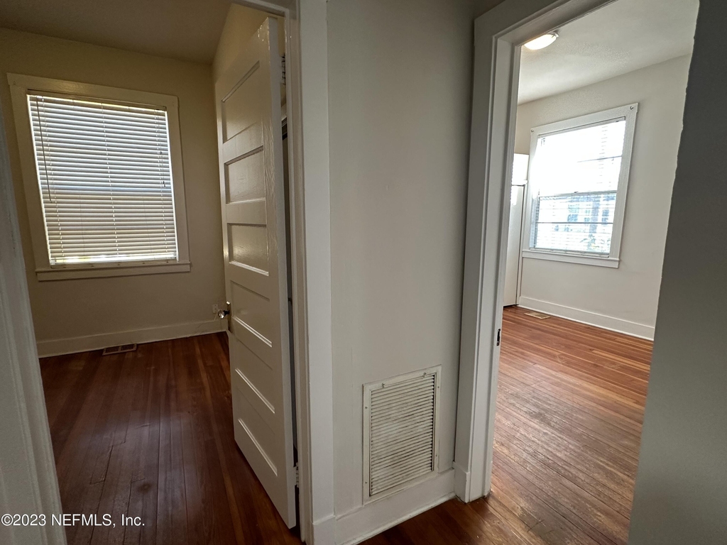 1824 Perry Place - Photo 8