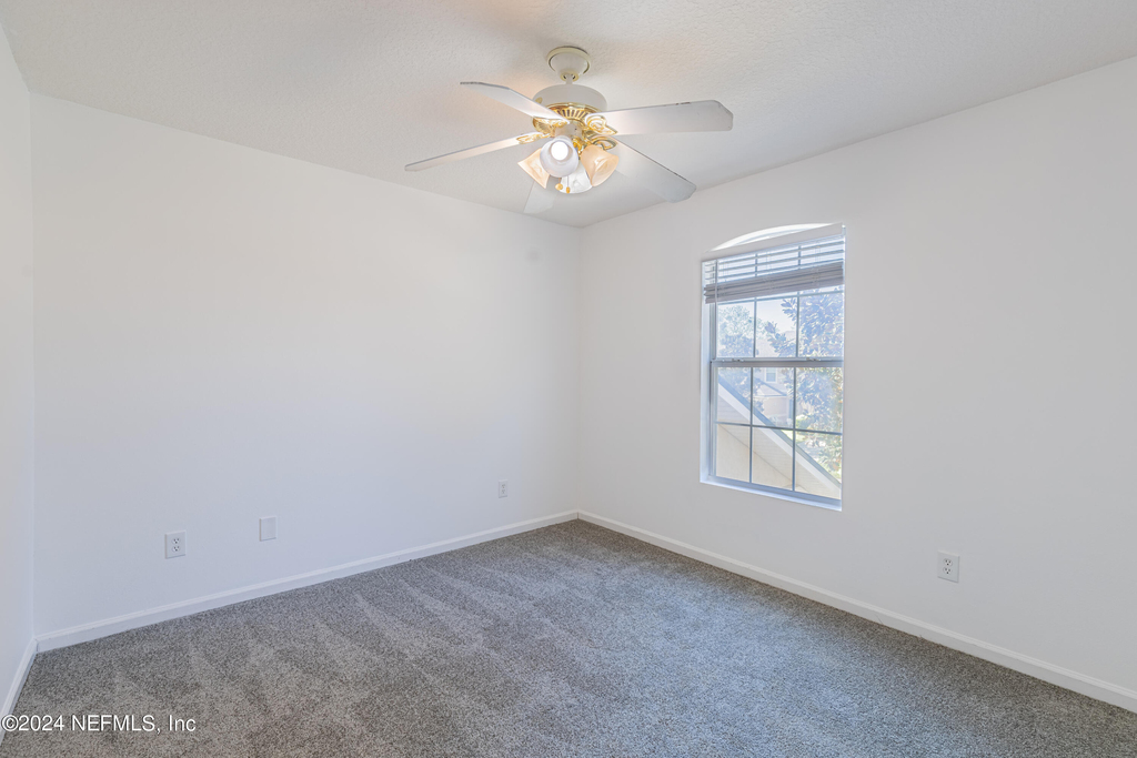 1630 Vineland Circle - Photo 18