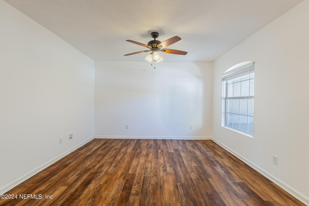 1630 Vineland Circle - Photo 4