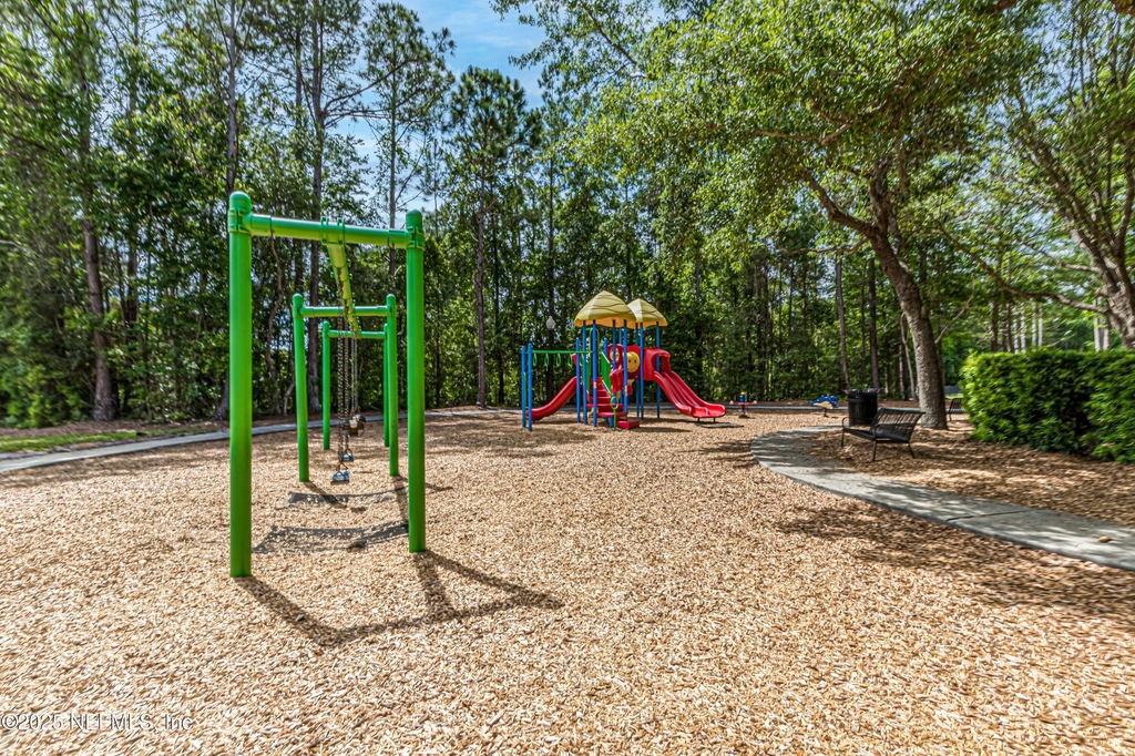 1630 Vineland Circle - Photo 42