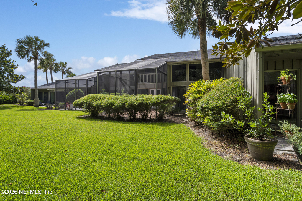 9787 Sawgrass Drive E - Photo 23