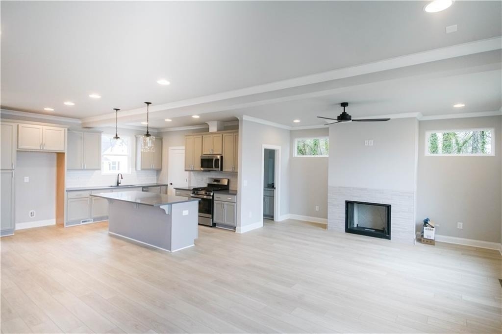 1740 Bolton Road Nw - Photo 2