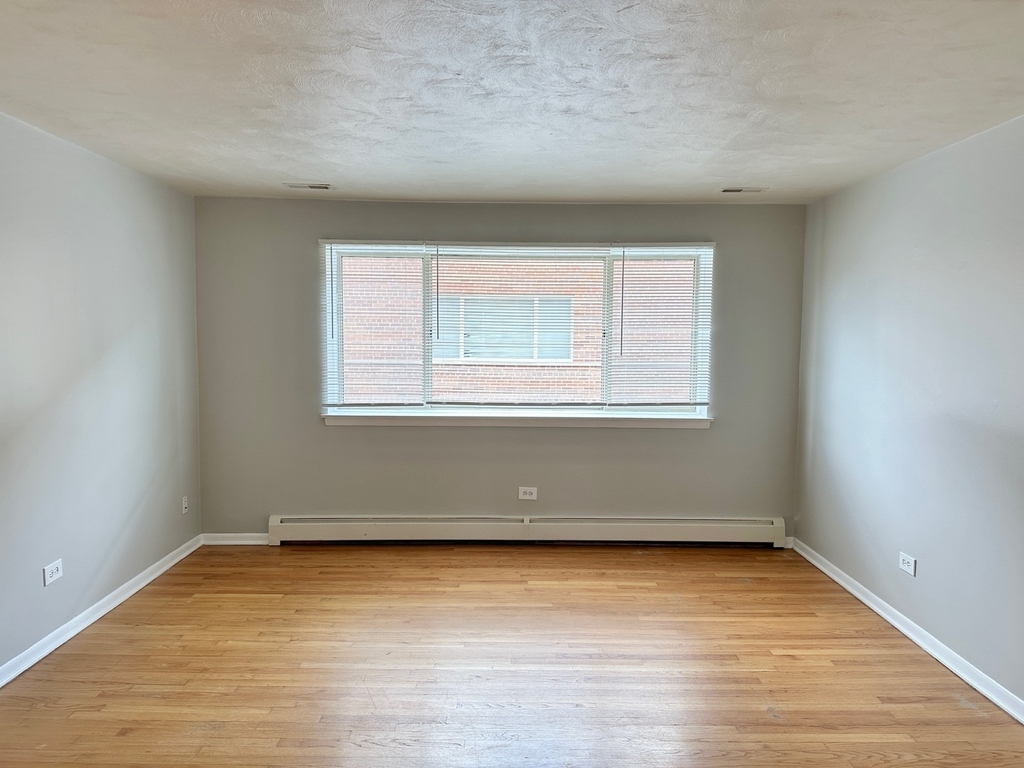 1007 Taft Avenue - Photo 5