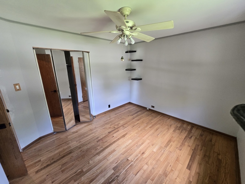 1436 Beach Avenue - Photo 8
