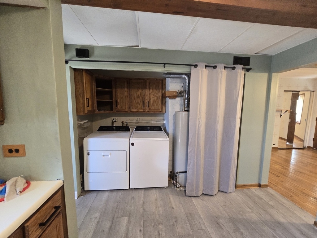 1436 Beach Avenue - Photo 9