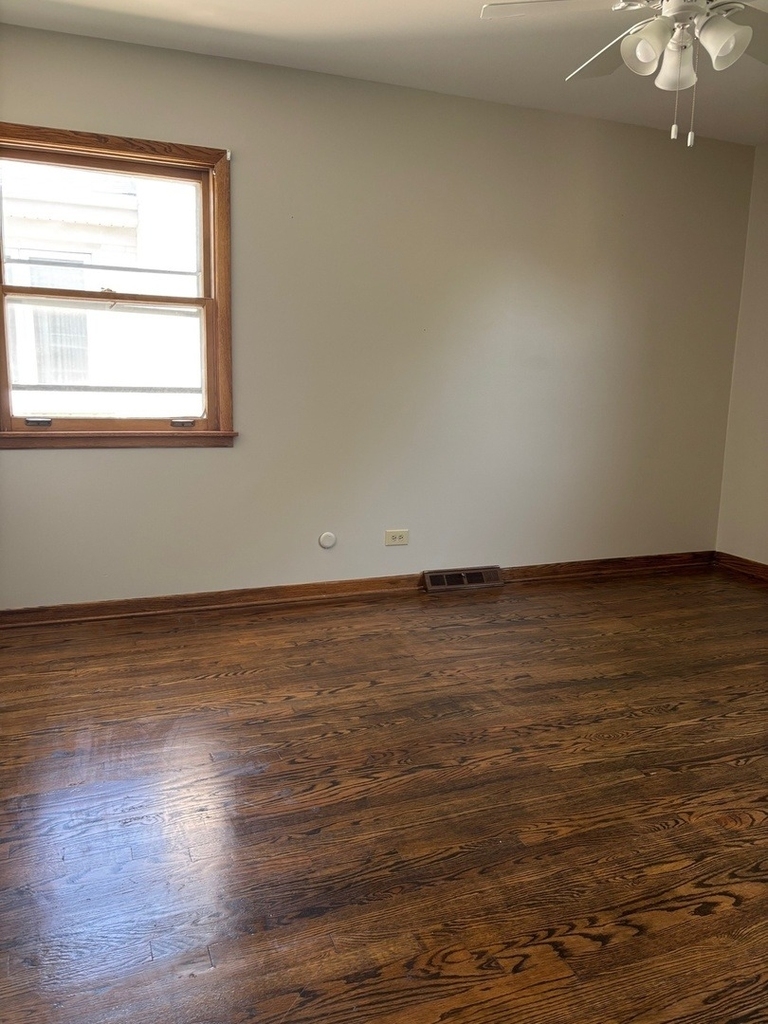 851 N Northwest Highway - Photo 14