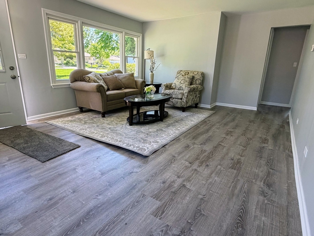 622 N Garfield Street - Photo 2