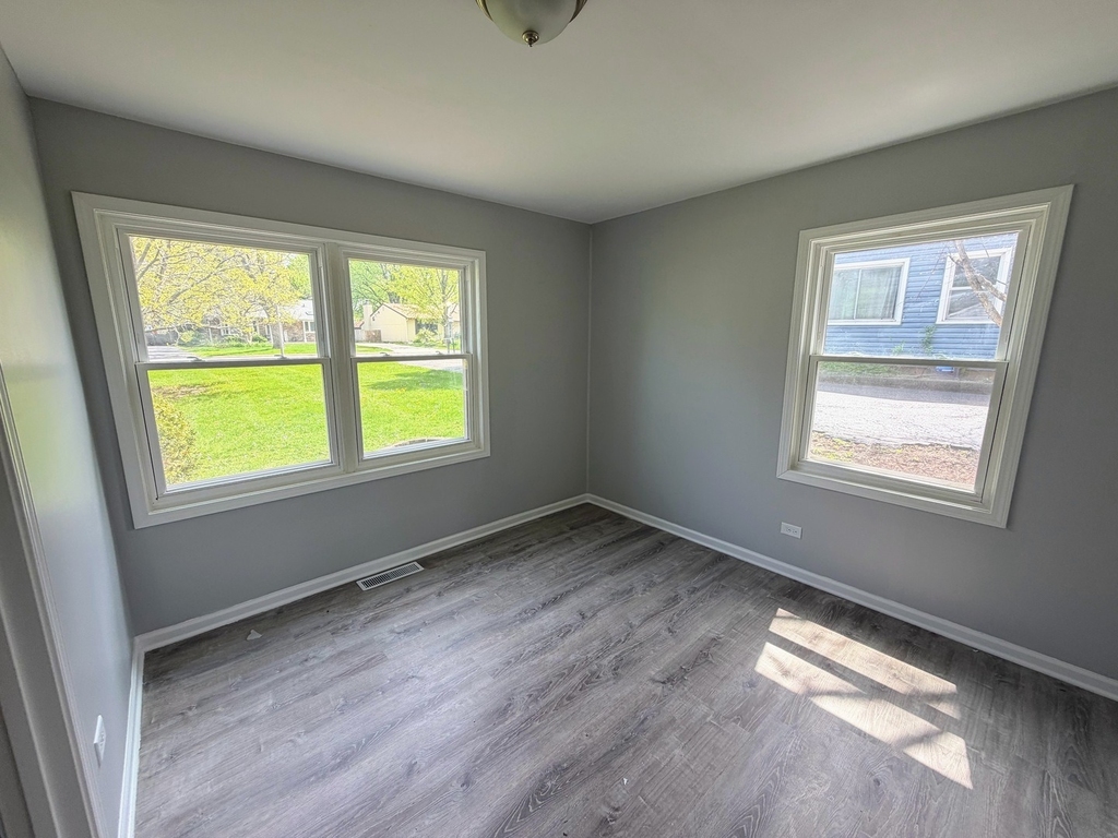 622 N Garfield Street - Photo 4